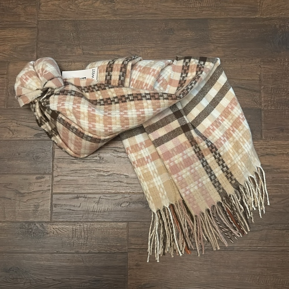 Nine West Textured Soft Touch Wrap Scarf pink & brown cream NWT